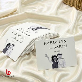 Kişiye Özel Katlamalı Fotoğraflı Masa Kartı