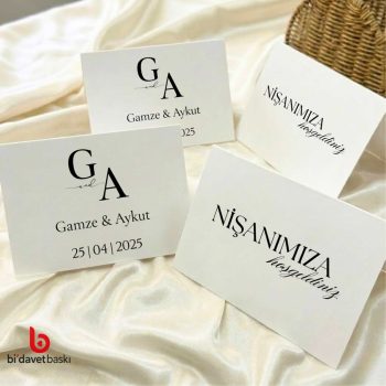 Kişiye Özel Katlamalı Düz Masa Kartı